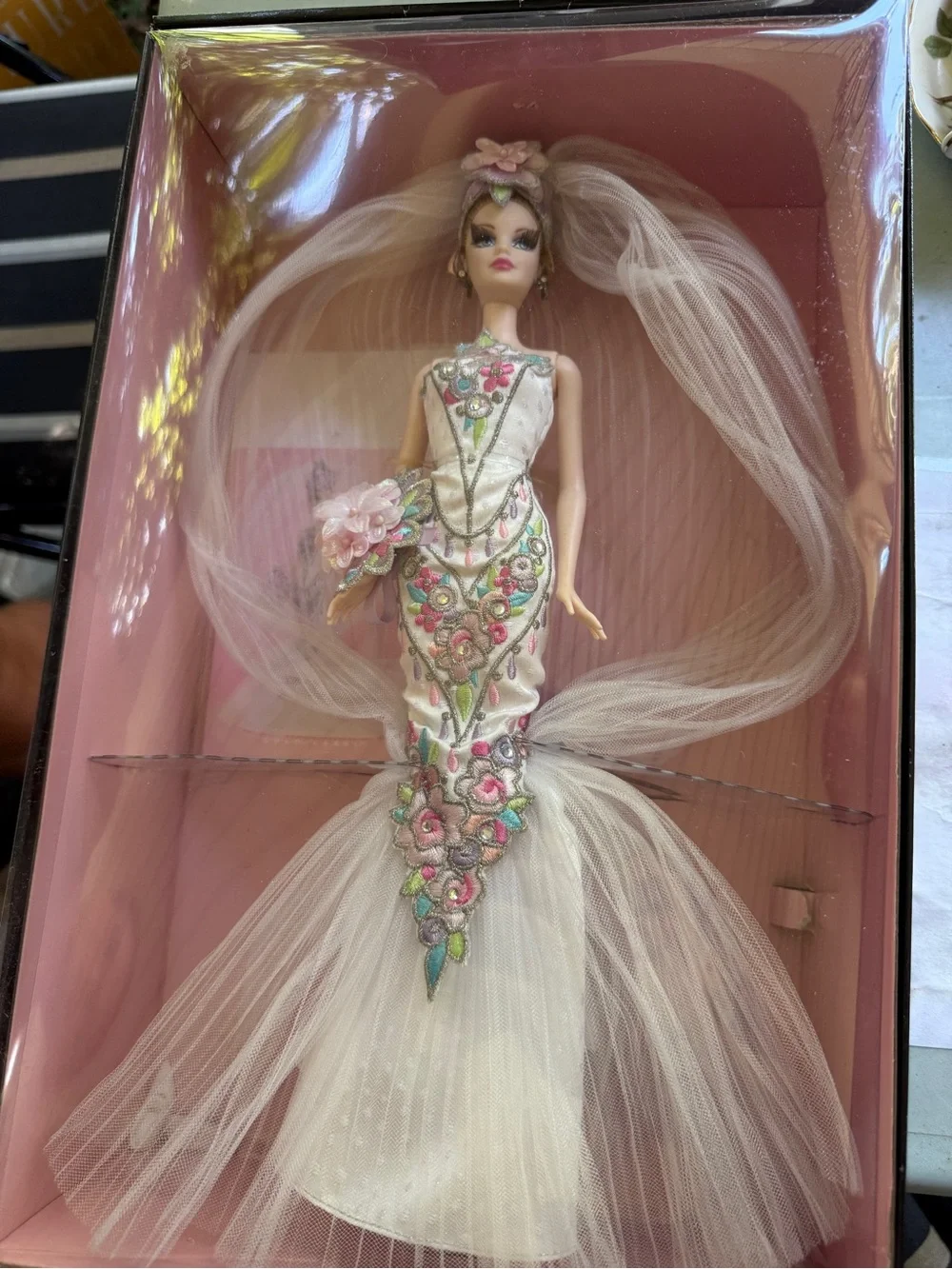 Barbie elegant white